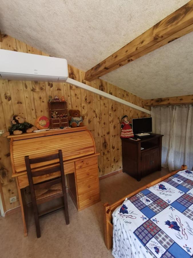 Chambre chez l'habitant à la campagne Sidobre Burlats Exterior foto