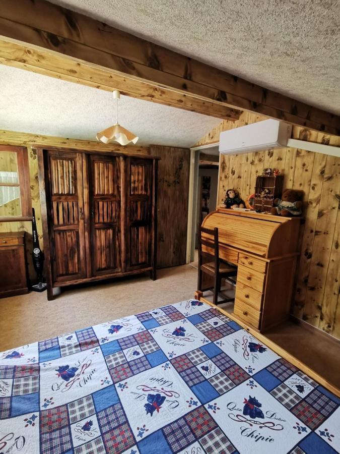 Chambre chez l'habitant à la campagne Sidobre Burlats Exterior foto